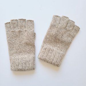 Vintage Men's Knit Fingerless Gloves in Oatmeal Cream